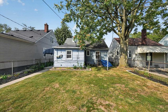 24163 New York Street, Dearborn, MI 48124
