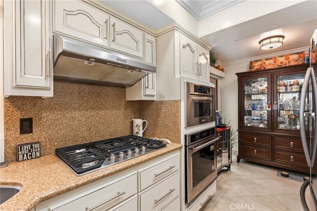 134 Oak Forest Circle, Glendora, CA 91741