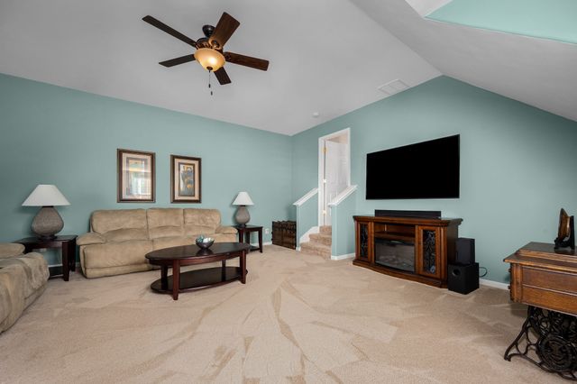 7024 Red Apple Rd, Antioch, TN 37013