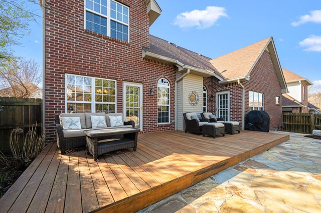 7024 Red Apple Rd, Antioch, TN 37013