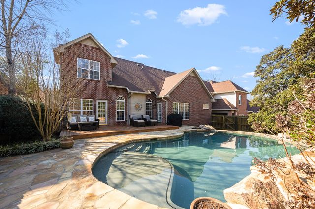 7024 Red Apple Rd, Antioch, TN 37013