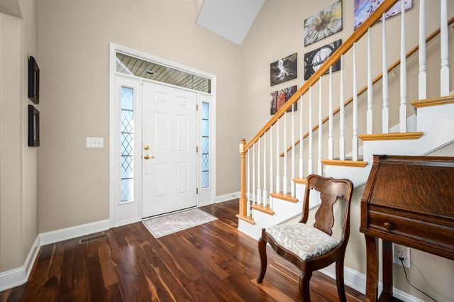 7024 Red Apple Rd, Antioch, TN 37013