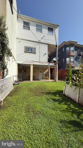 1742 MINERAL SPRING RD, Reading, PA 19602