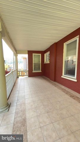 1742 MINERAL SPRING RD, Reading, PA 19602