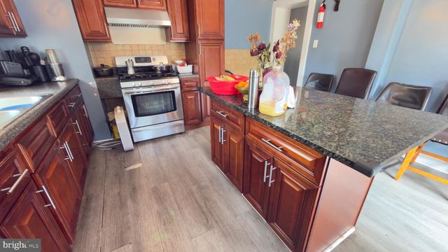 1742 MINERAL SPRING RD, Reading, PA 19602