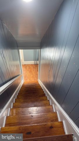1742 MINERAL SPRING RD, Reading, PA 19602