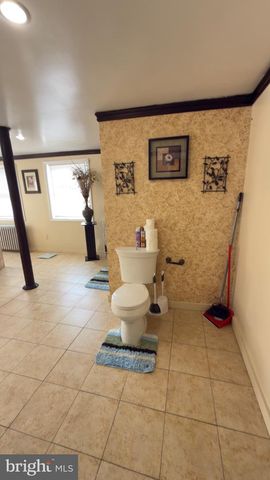 1742 MINERAL SPRING RD, Reading, PA 19602