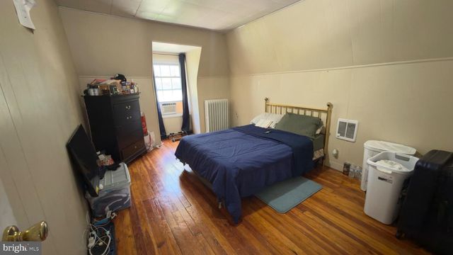 1742 MINERAL SPRING RD, Reading, PA 19602