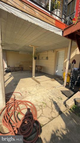 1742 MINERAL SPRING RD, Reading, PA 19602