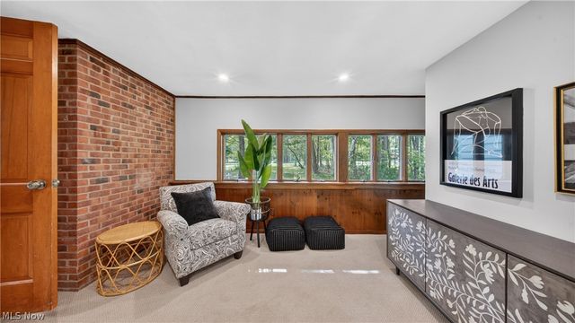3909 Brainard Road, Orange Village, OH 44122