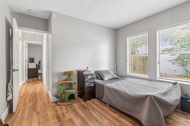 1220 E EMMA STREET, Tampa, FL 33603