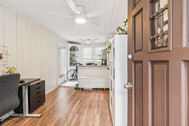 1220 E EMMA STREET, Tampa, FL 33603