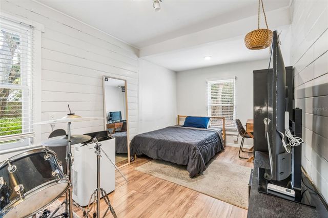 1220 E EMMA STREET, Tampa, FL 33603