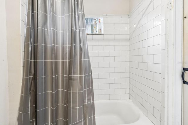 1220 E EMMA STREET, Tampa, FL 33603