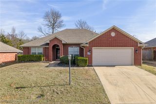 2722 North Hills Boulevard, Van Buren, AR 72956