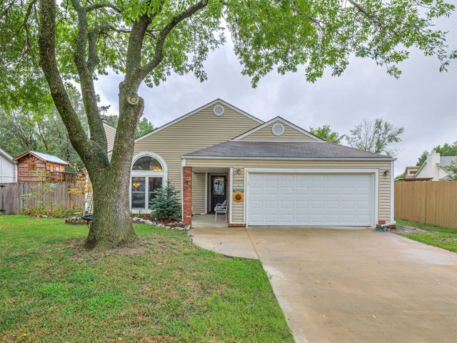 11010 E 67th Street, Tulsa, OK 74133