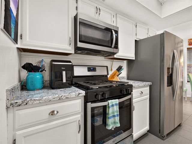 11010 E 67th Street, Tulsa, OK 74133