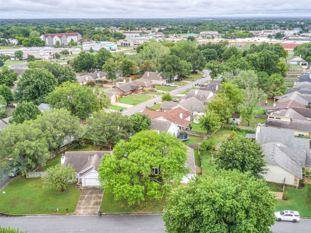 11010 E 67th Street, Tulsa, OK 74133