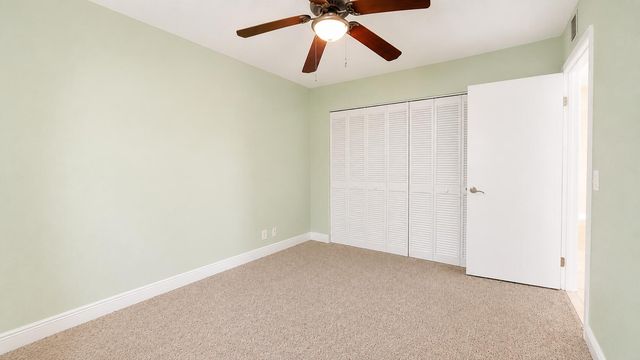 1463 Lake Crystal Drive G, West Palm Beach, FL 33411