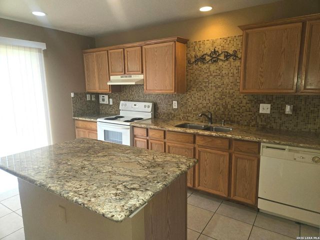 6515 kestrel ln, San Antonio, TX 78233