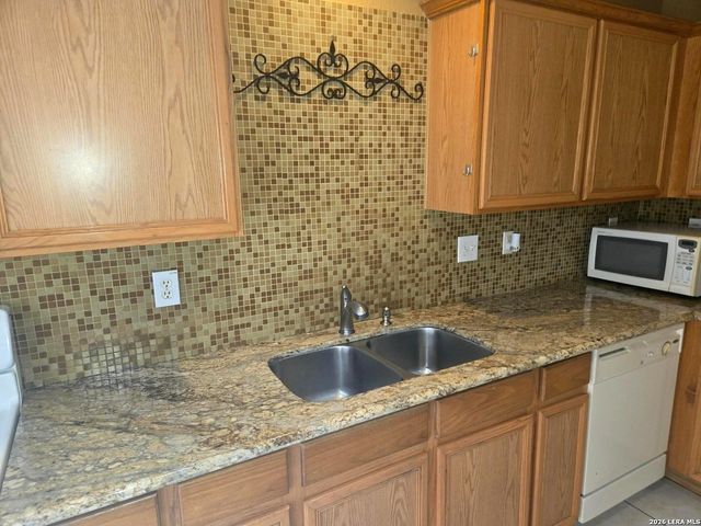 6515 kestrel ln, San Antonio, TX 78233