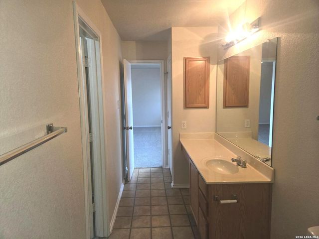 6515 kestrel ln, San Antonio, TX 78233