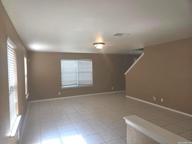 6515 kestrel ln, San Antonio, TX 78233