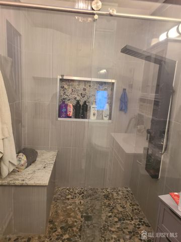 62 Bayshore Mobile Manor, Hazlet, NJ 07730