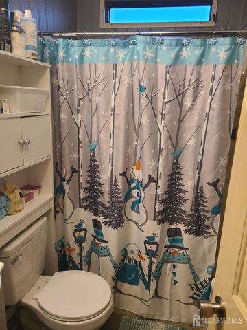 62 Bayshore Mobile Manor, Hazlet, NJ 07730