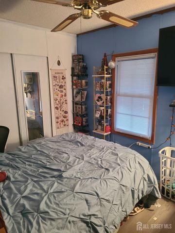 62 Bayshore Mobile Manor, Hazlet, NJ 07730