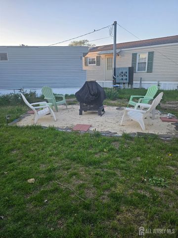 62 Bayshore Mobile Manor, Hazlet, NJ 07730