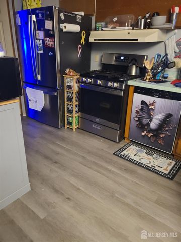 62 Bayshore Mobile Manor, Hazlet, NJ 07730