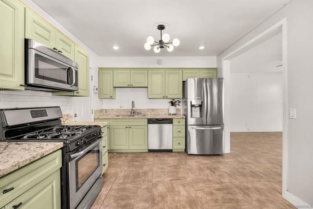 5943 Thorn Street, San Diego, CA 92105 — photo 4