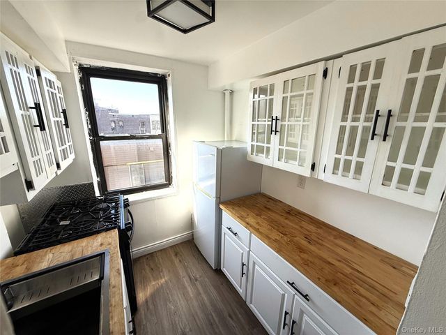 143 Bruce Avenue 3G, Yonkers, NY 10705