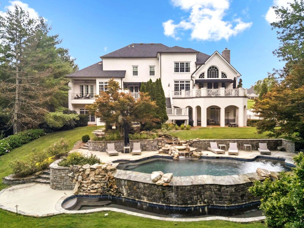 110 Woodward Hills Pl, Brentwood, TN 37027