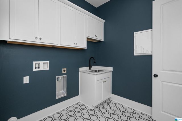 1820 SWANN LANE, Hoover, AL 35244