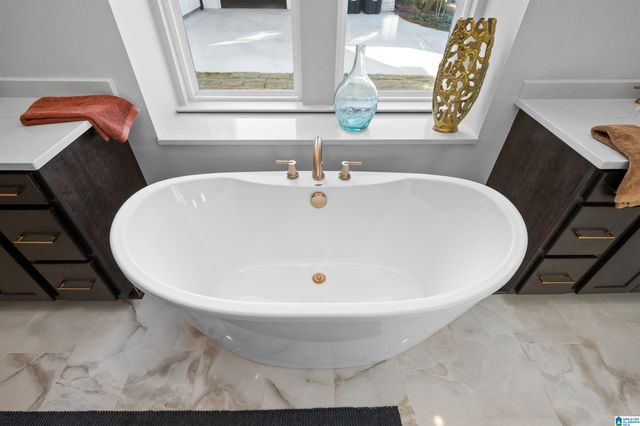 1820 SWANN LANE, Hoover, AL 35244