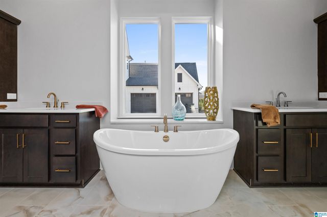 1820 SWANN LANE, Hoover, AL 35244