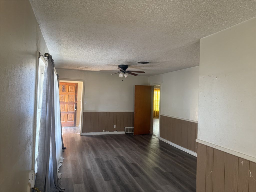 5500 Purington Avenue, Fort Worth, TX 76112 — photo 3