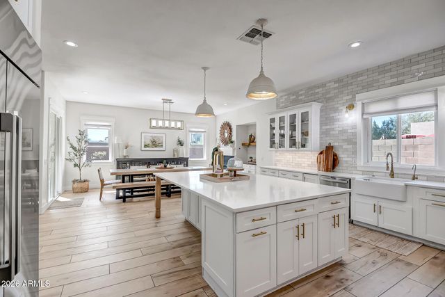 4995 E INDIAN WELLS Drive, Chandler, AZ 85249