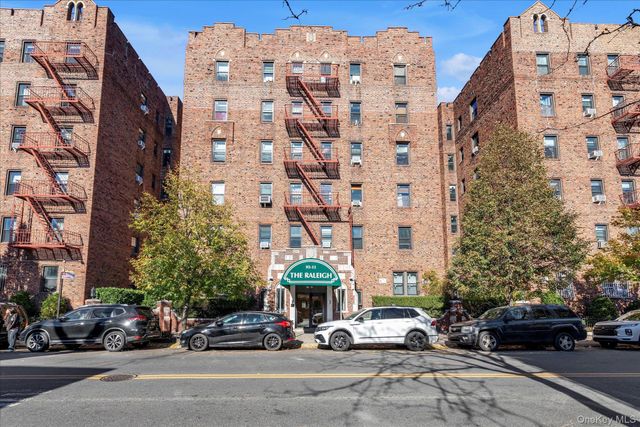 92-11 35th Avenue 5E, Jackson Heights, NY 11372