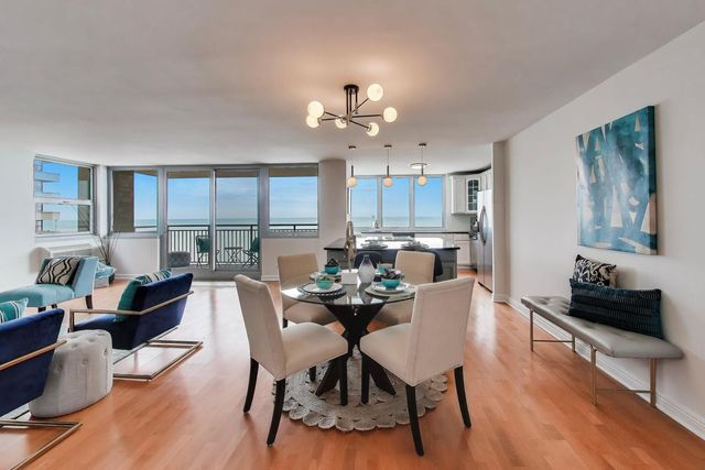 6147 N SHERIDAN Road 9B, Chicago, IL 60660