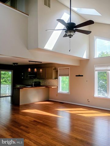 607 OVERHILL DR, Edgewater, MD 21037