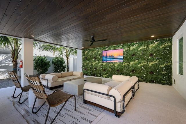 119 MCKINLEY DRIVE, Sarasota, FL 34236