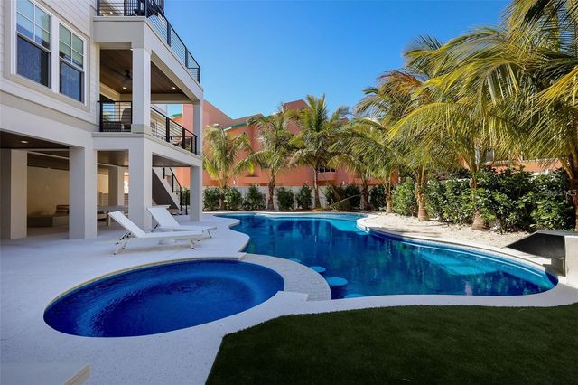 119 MCKINLEY DRIVE, Sarasota, FL 34236