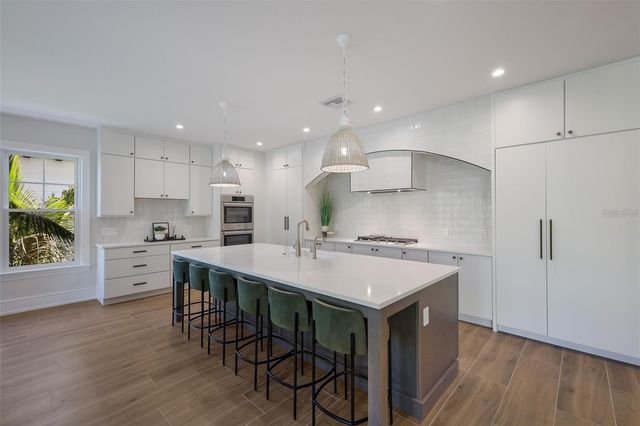 119 MCKINLEY DRIVE, Sarasota, FL 34236
