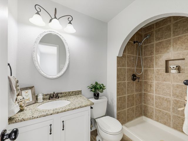 5109 Brandenburg Lane, The Colony, TX 75056