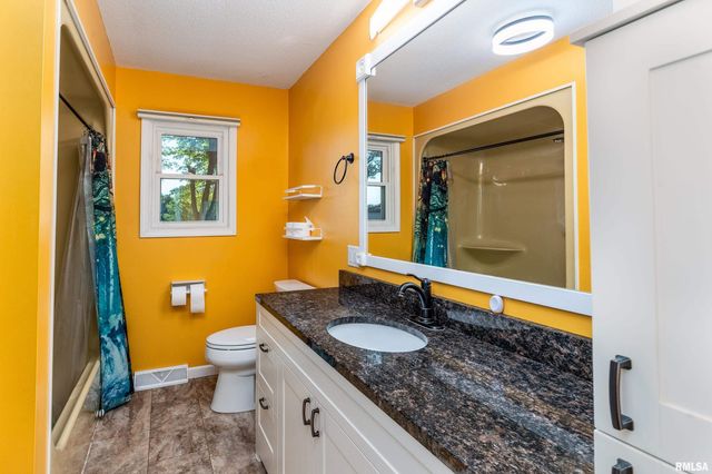 4799 Route 37 Route, Marion, IL 62959