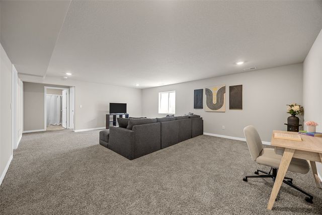 3319 Craven Drive, Coralville, IA 52241