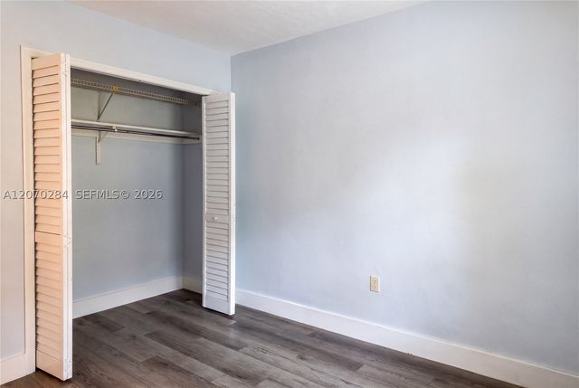 15888 SW 95th Ave 209, Miami, FL 33157
